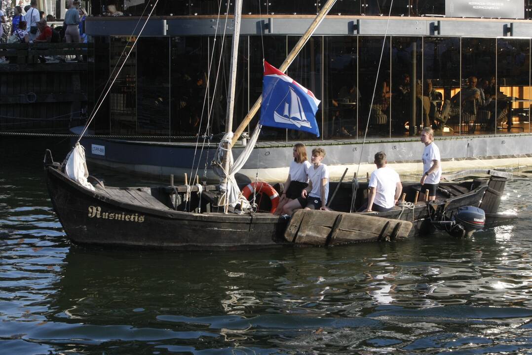 Smalsuoliai gėrėjosi „Dangės flotilės“ laivais