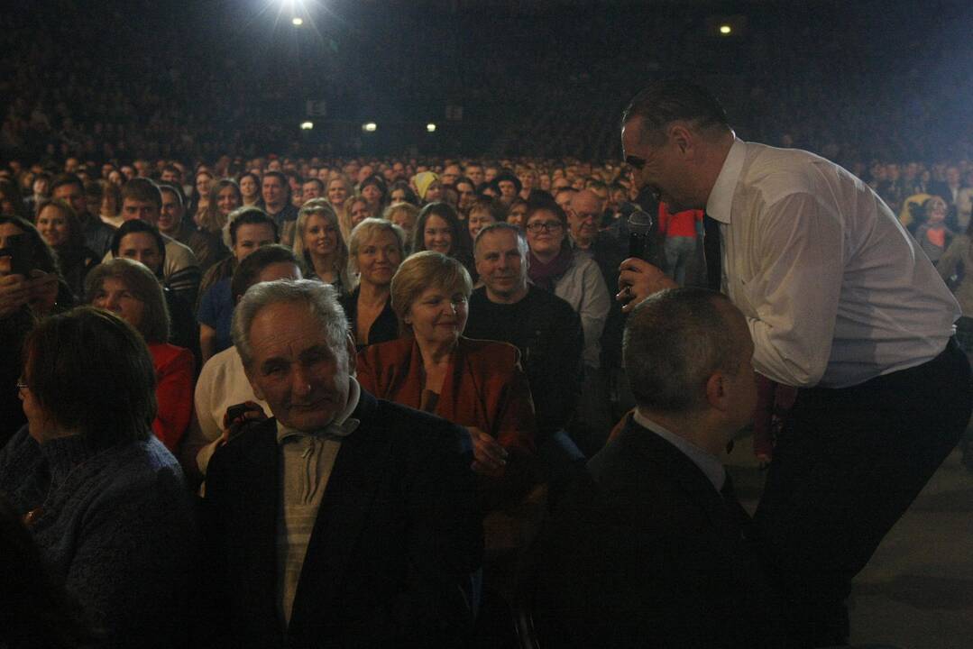 Šventę vainikavo griausmingas grupės „Antis“ koncertas