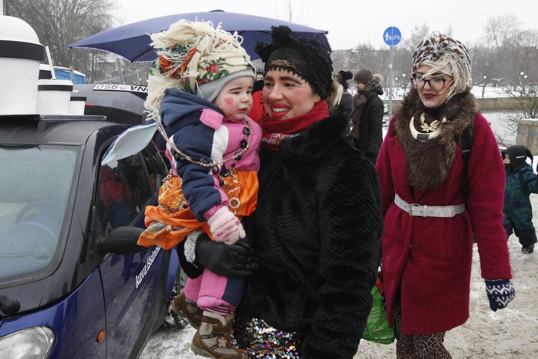 Klaipėdiečiai nenusižengė tradicijoms: per Užgavėnes išdykavo ir sudegino Morę