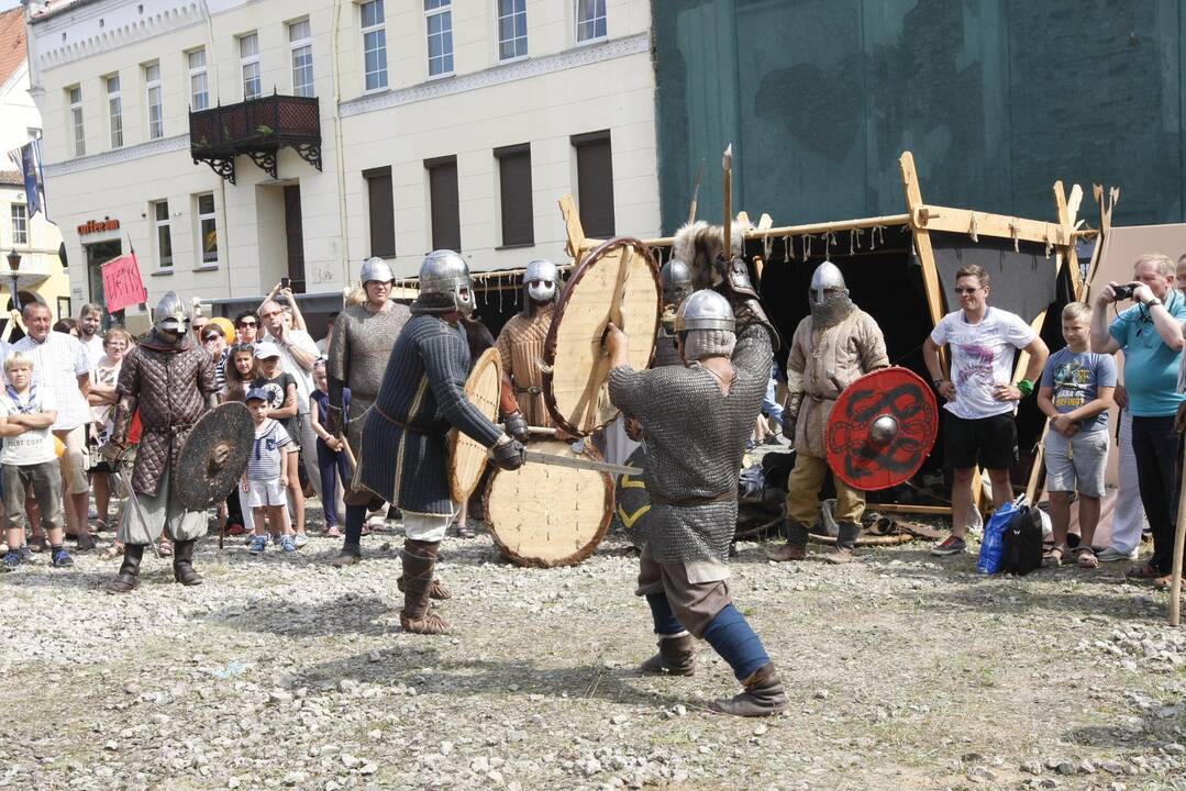 Kuršių ir vikingų stovykla