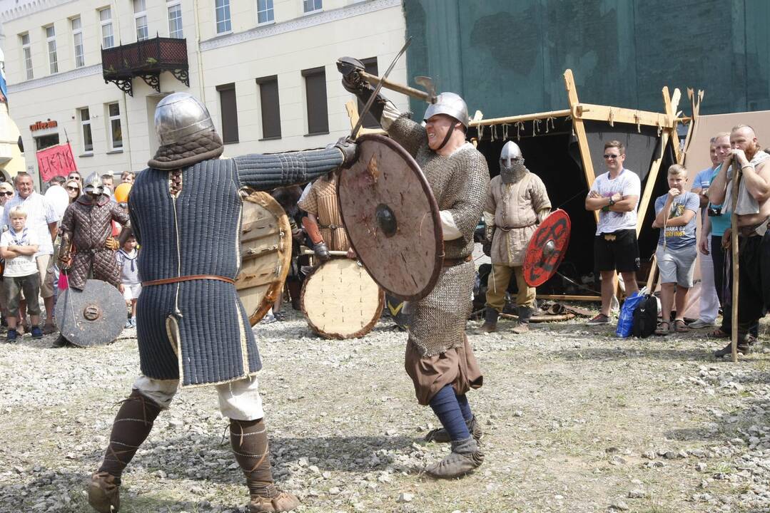 Kuršių ir vikingų stovykla