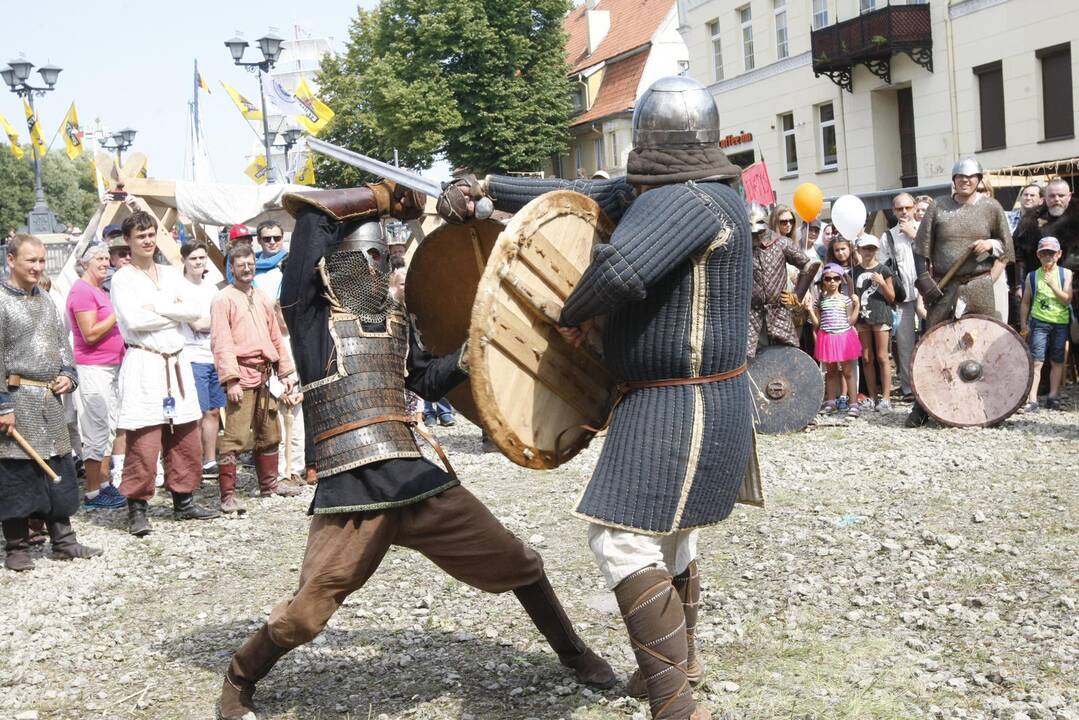 Kuršių ir vikingų stovykla