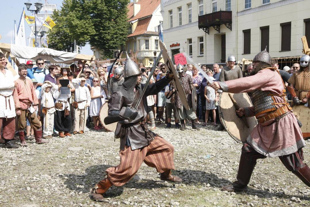 Kuršių ir vikingų stovykla