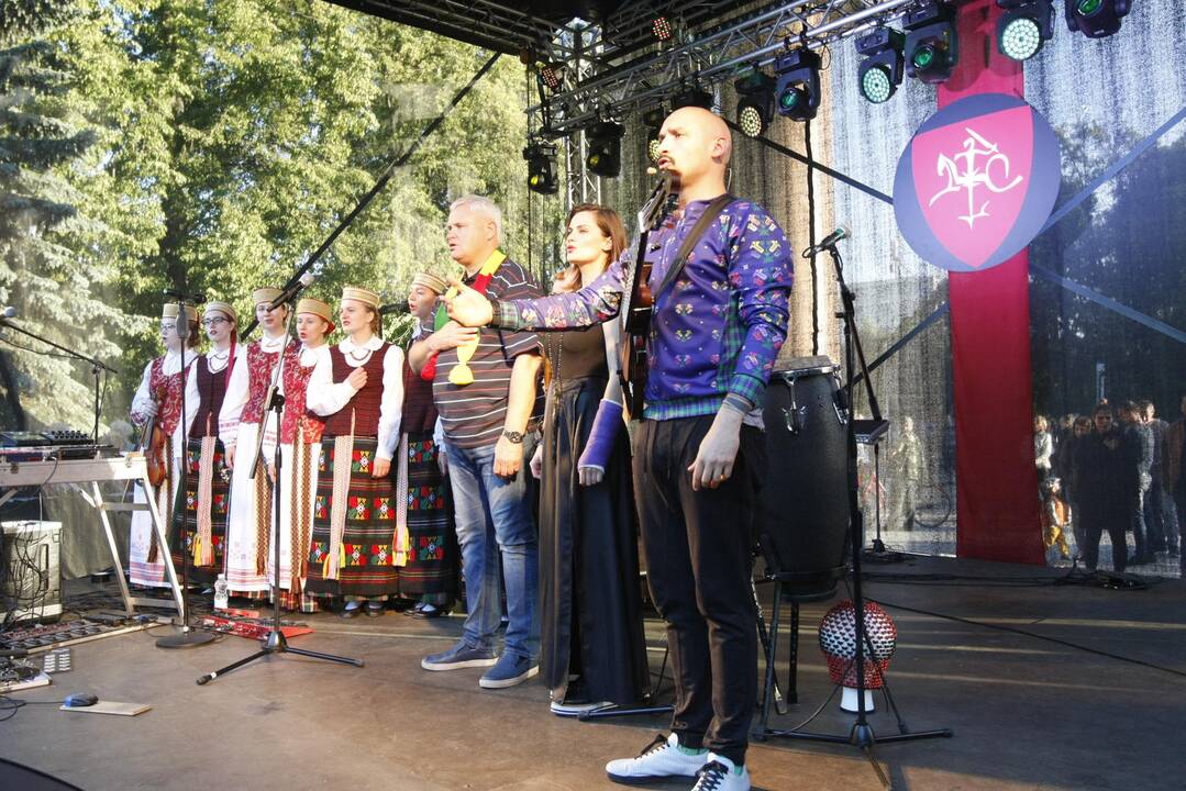 Klaipėdą drebino „Tautiška giesmė“