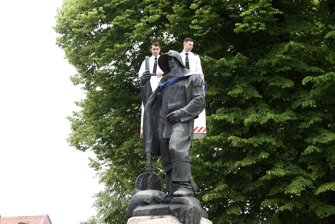 Lietuvos aukštosios jūreivystės mokyklos diplomų įteikimo šventė