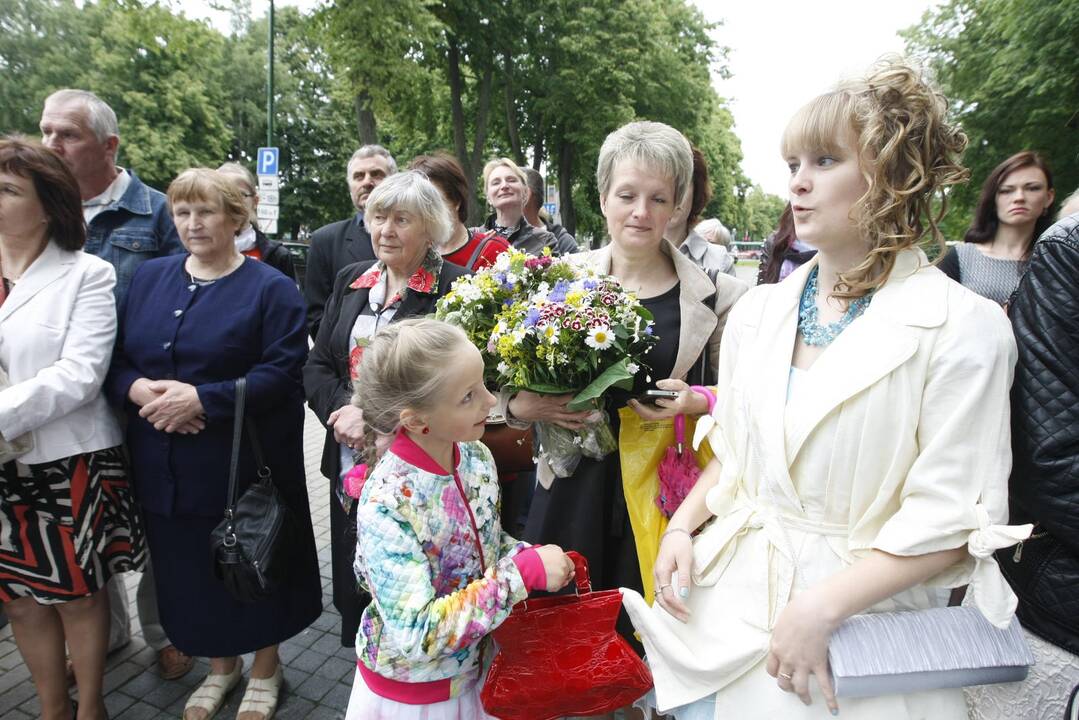 Lietuvos aukštosios jūreivystės mokyklos diplomų įteikimo šventė