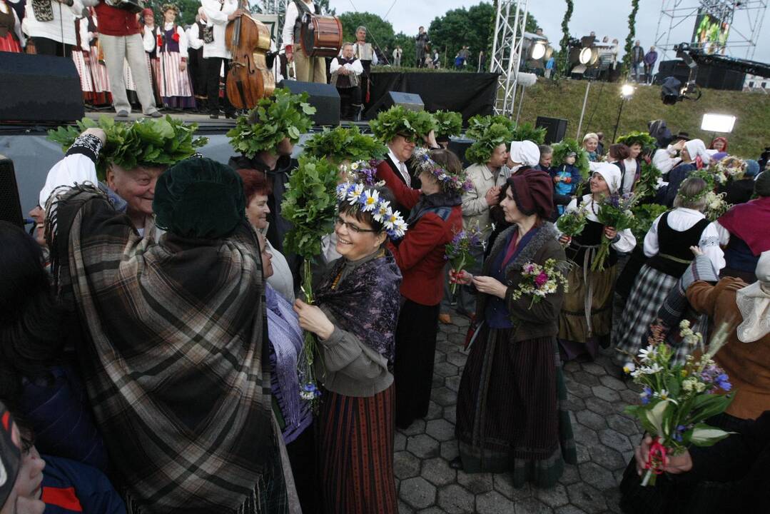 Joninių laužai 