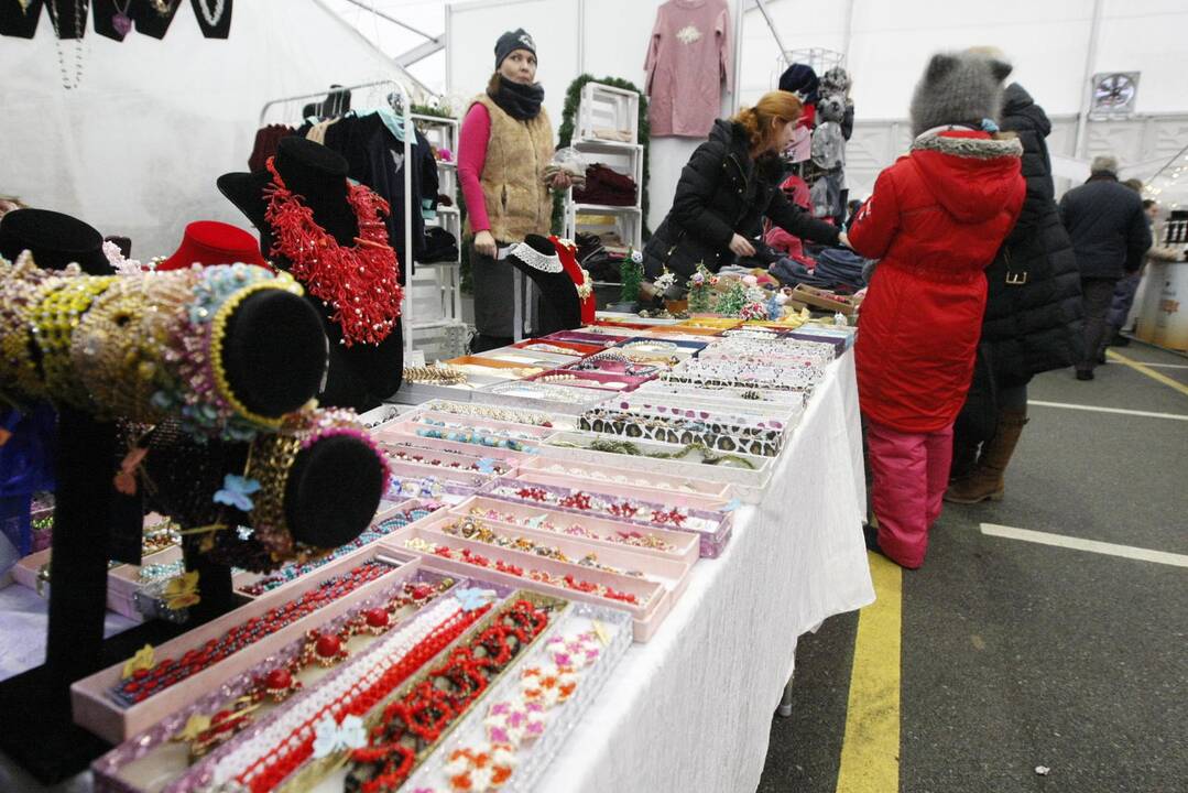 Klaipėdoje atidaryta kalėdinė mugė