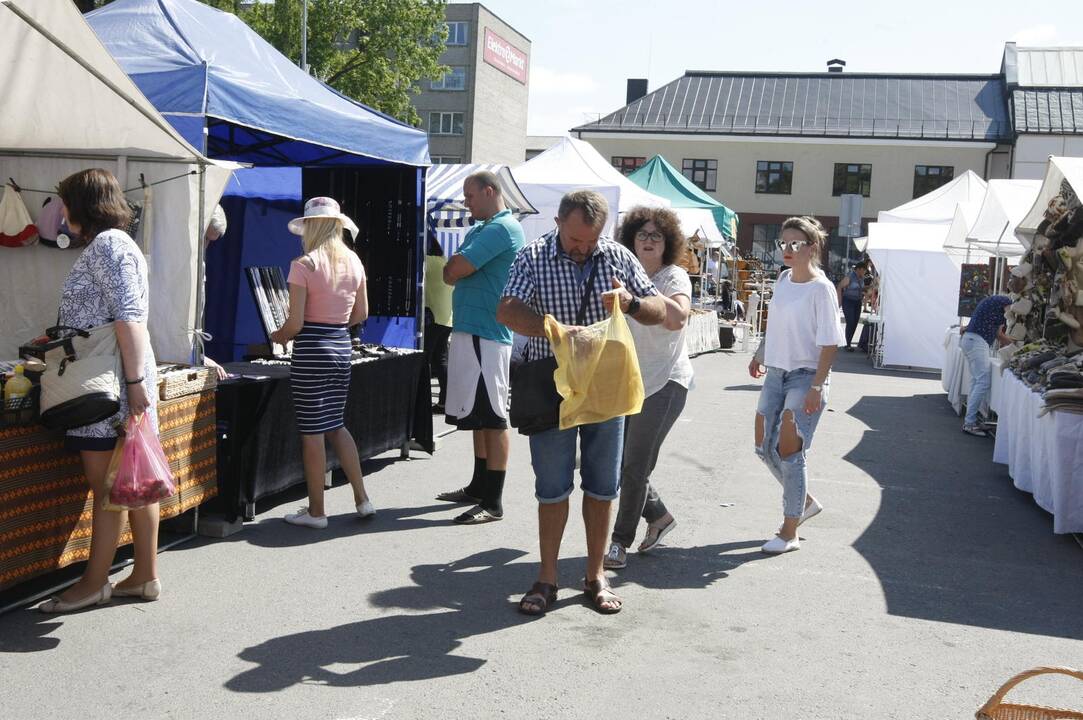 Kretingoje šurmuliuoja Kretingos miesto šventė, vyksta Šv.Antano atlaidai