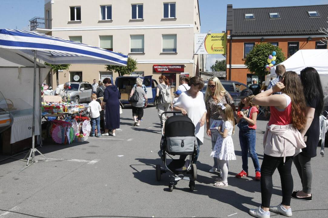 Kretingoje šurmuliuoja Kretingos miesto šventė, vyksta Šv.Antano atlaidai