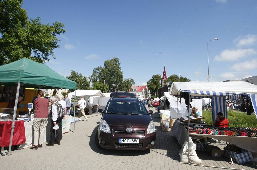 Kretingoje šurmuliuoja Kretingos miesto šventė, vyksta Šv.Antano atlaidai