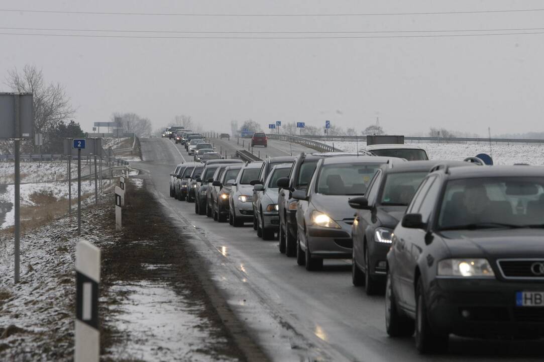 Automobilių eilės į Palangą