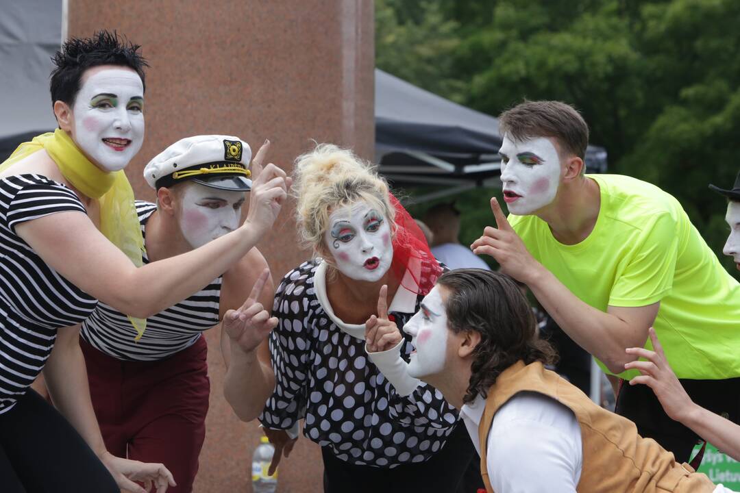 Teatriniai potyriai Jūros šventėje