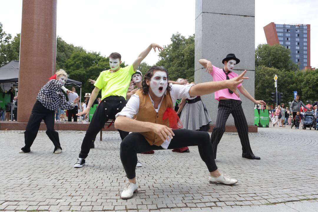 Teatriniai potyriai Jūros šventėje