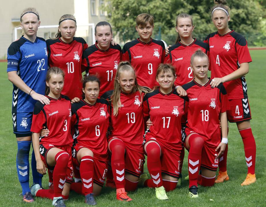 Baltijost taurė WU-17 futbolo rungtynės Lietuva - Estija 4:0