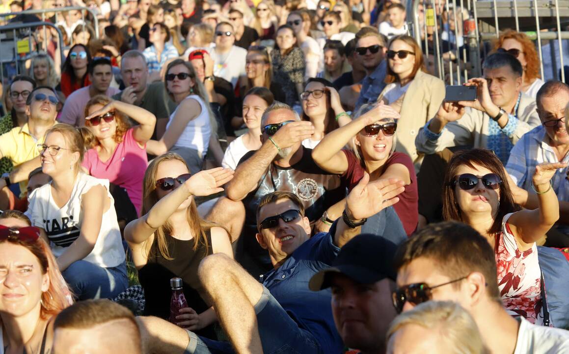 „Laisvės pikniko“ vakarinė dalis