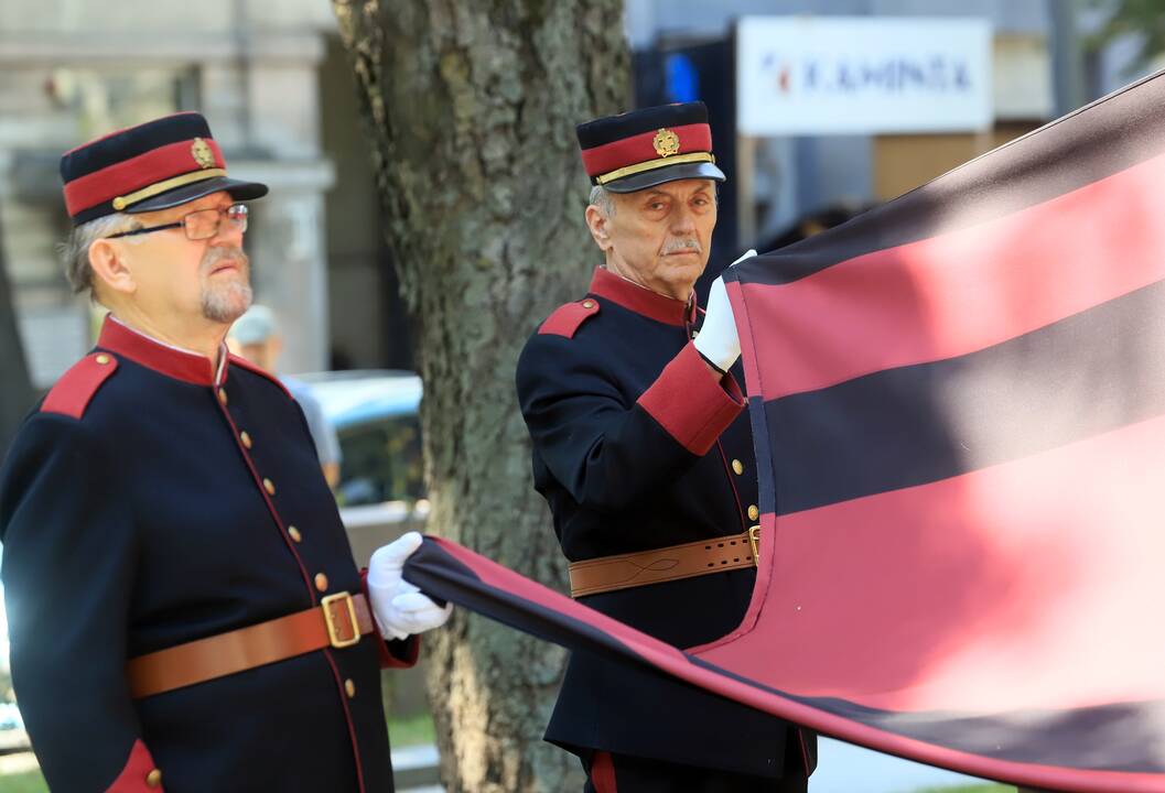 LŠS vadų keitimosi ceremonija