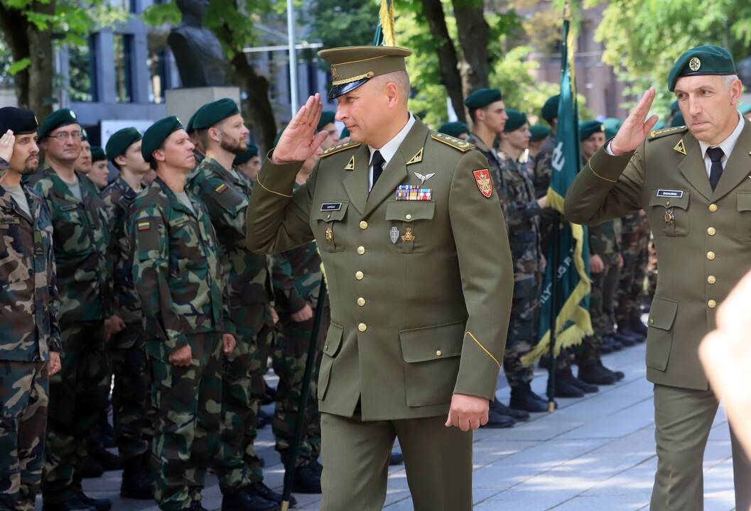 LŠS vadų keitimosi ceremonija