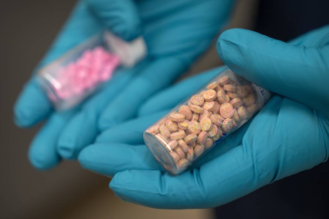 JAV pareigūnai konfiskavo didžiausią šalies istorijoje fentanilio kiekį