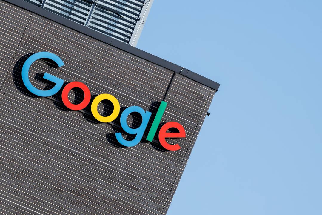 „Google“ sumokėjo 326 mln. eurų, kad išspręstų ginčą dėl mokesčių Italijoje