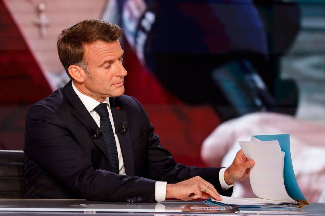 Macronas: prancūzai pasirengę aptarti branduolinio ginklo dislokavimo Europoje klausimą