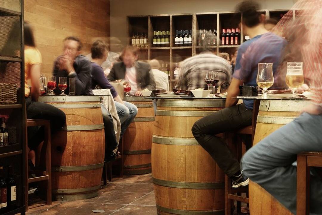 Į Britanijos aludes – tik pasiskiepijus nuo COVID-19