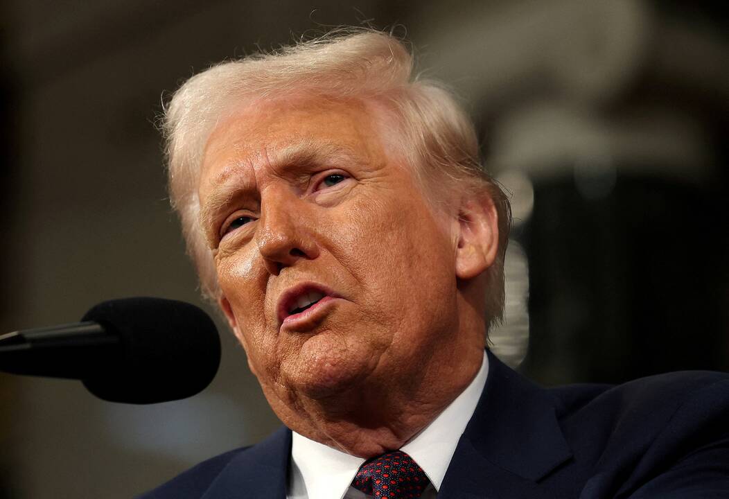 Žiniasklaida: Trumpas ketina panaikinti JAV Švietimo departamentą