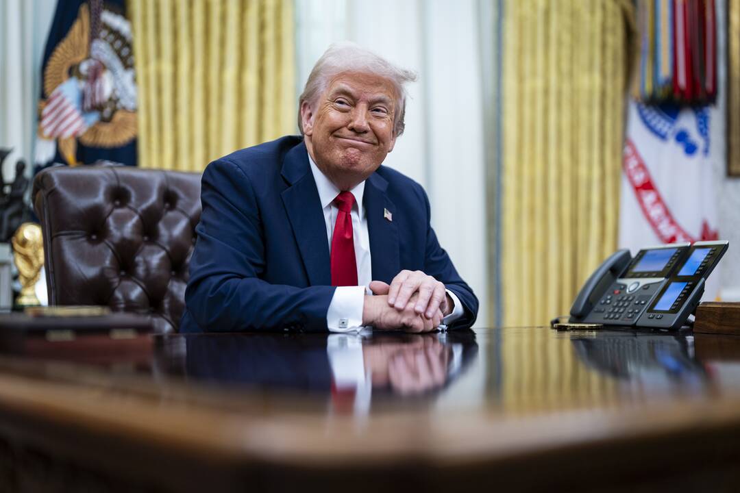 Trumpas pakomentavo Le Pen teismą ir derybas su Putinu