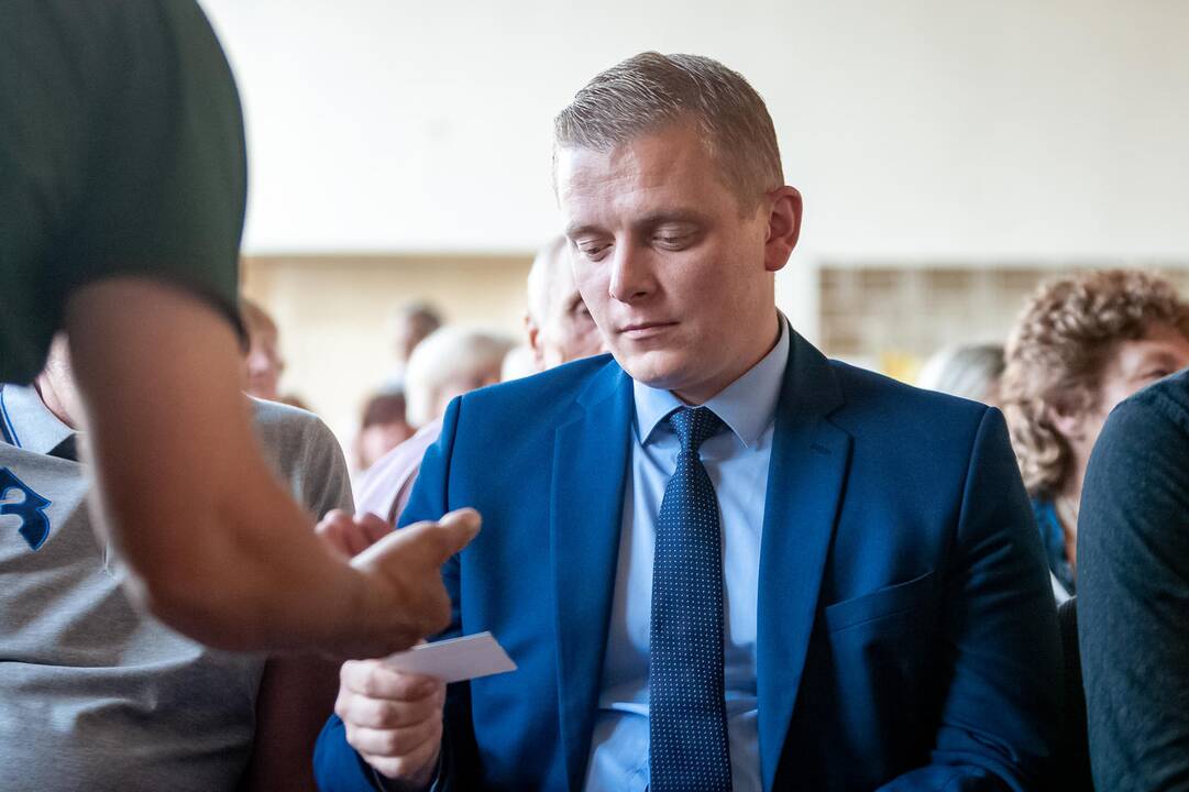 Susirinkimas dėl Kauno šiukšlių deginimo jėgainės
