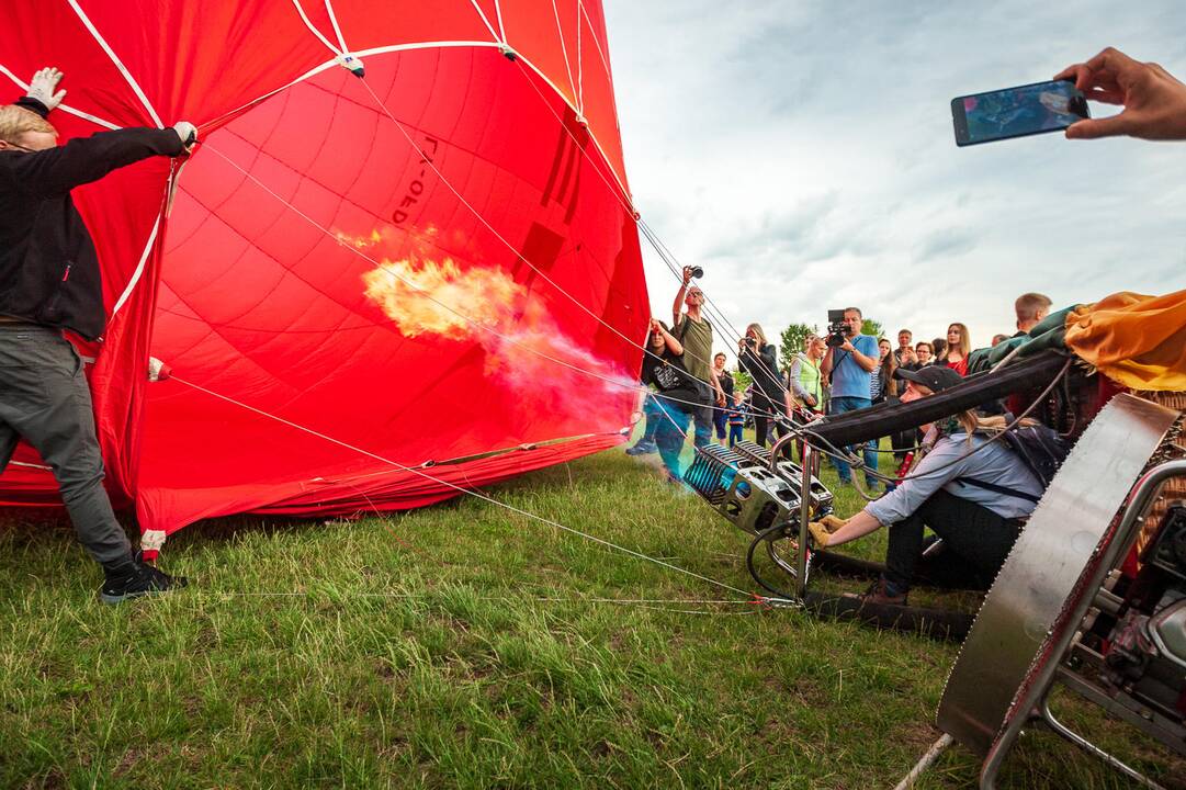 100 oro balionų fiesta „Su laisvės vėju“