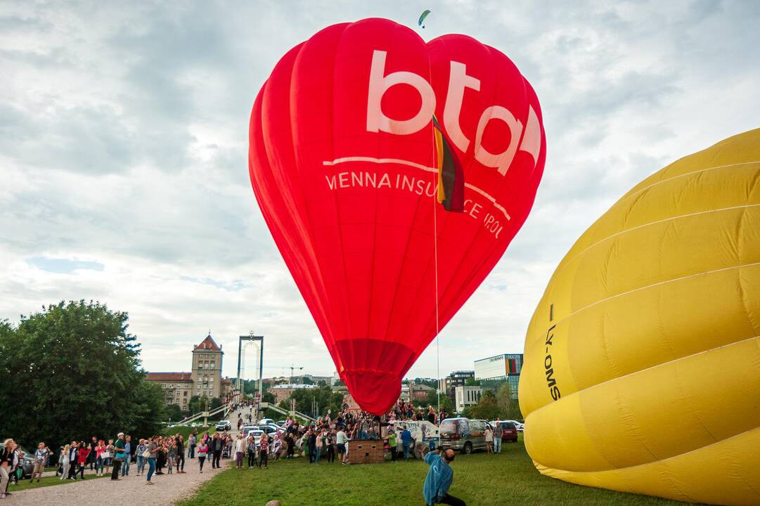 100 oro balionų fiesta „Su laisvės vėju“