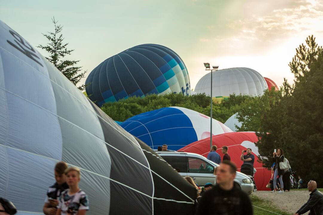 100 oro balionų fiesta „Su laisvės vėju“