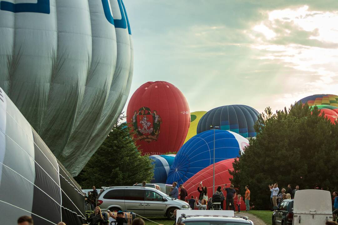 100 oro balionų fiesta „Su laisvės vėju“