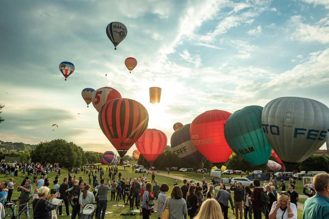 100 oro balionų fiesta „Su laisvės vėju“