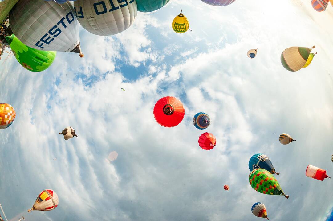100 oro balionų fiesta „Su laisvės vėju“