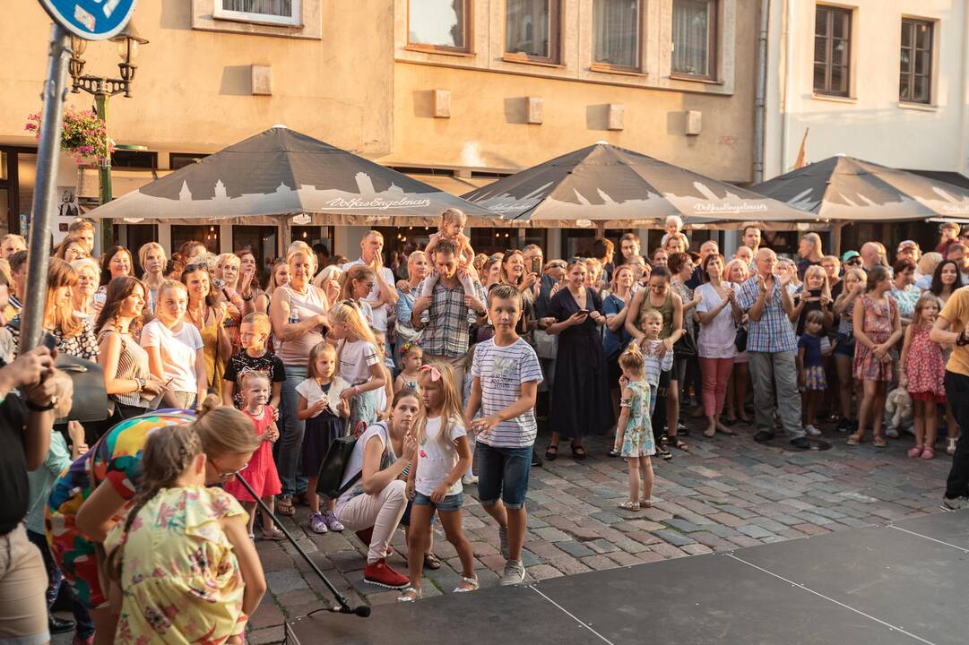 „Šokantis senamiestis“ vasarą palydi šokiu