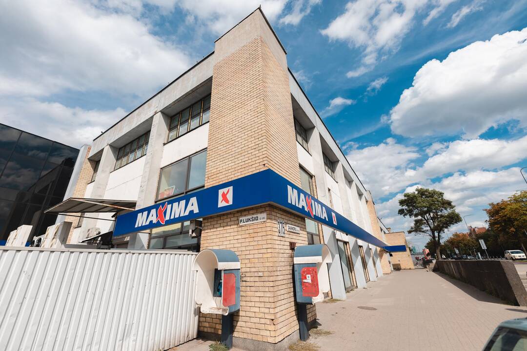 Apgriuvęs Kalniečių prekybos centro pastatas