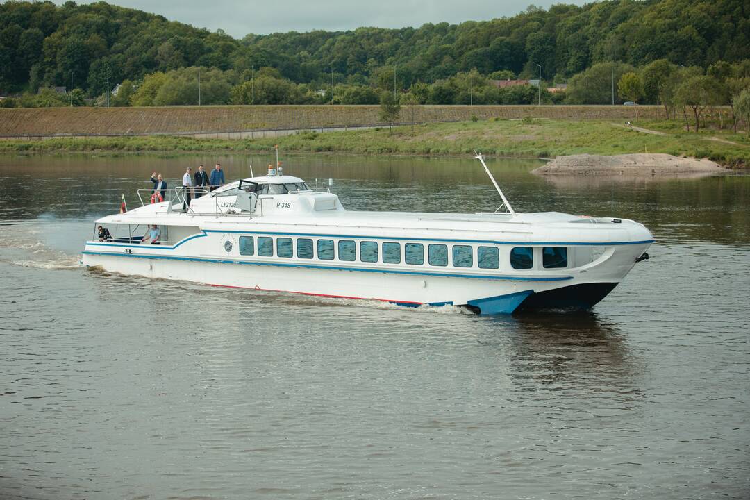 Legendinė „Raketa“ pirmą kartą į Nidą išplaukė su keleiviais