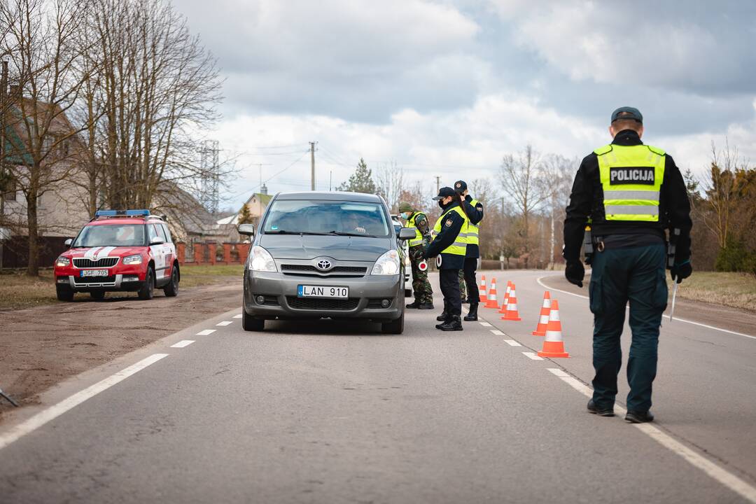Šeštadienį prie Kauno judėjimą kontroliuoja pareigūnai