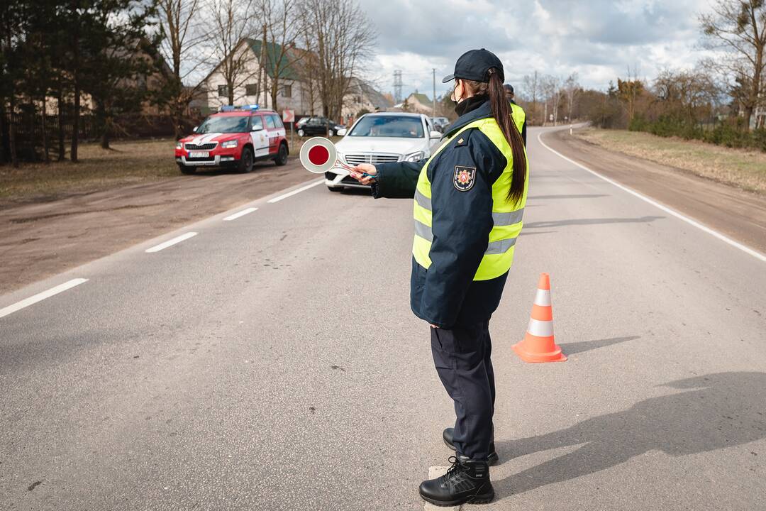 Šeštadienį prie Kauno judėjimą kontroliuoja pareigūnai