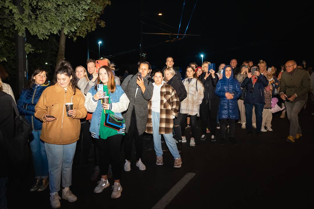 Į Parodos kalną „Fluxus“ stiliumi kopė šimtai