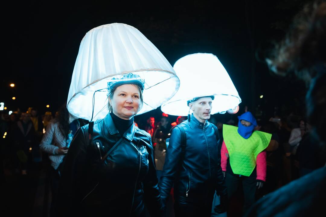 Į Parodos kalną „Fluxus“ stiliumi kopė šimtai