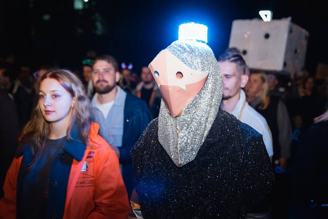 Į Parodos kalną „Fluxus“ stiliumi kopė šimtai