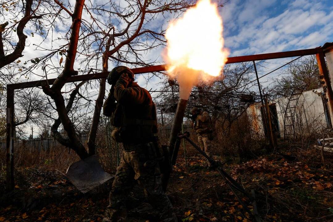Kyjivas: Rusijos pajėgos iš visų pusių puola Avdijivkos miestą Rytų Ukrainoje