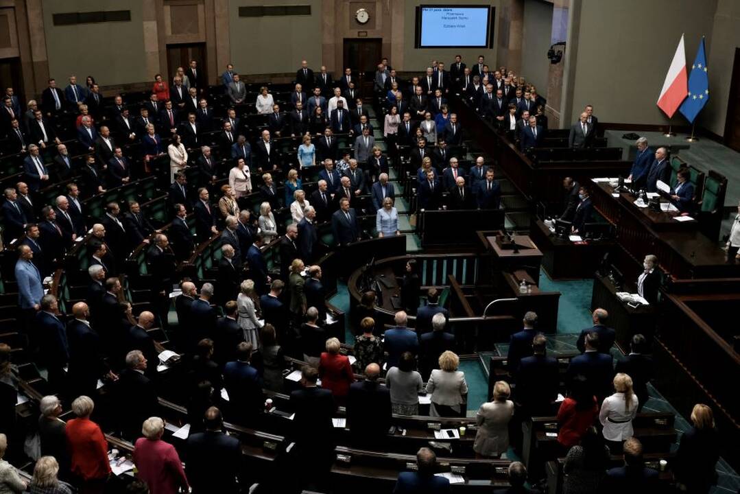 Lenkijos opozicinės partijos sako vienijančios jėgas prieš rinkimus