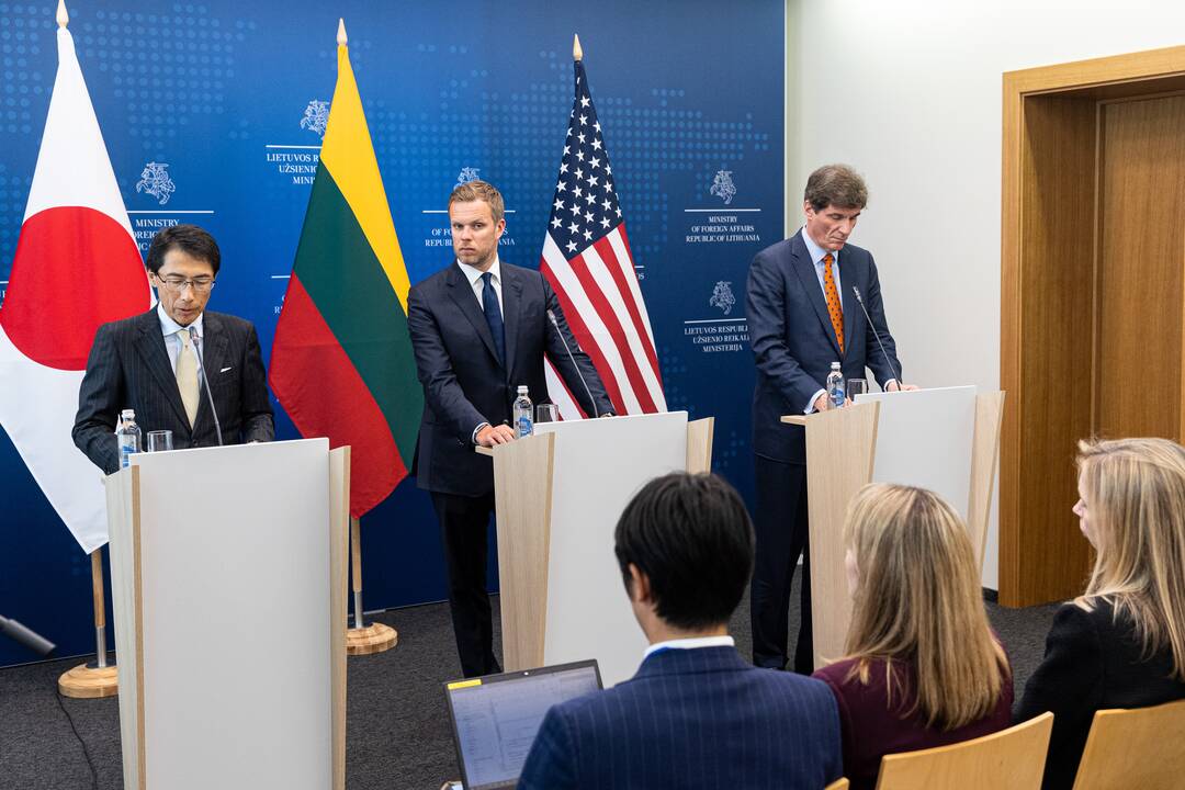 G. Landsbergio, JAV Valstybės sekretoriaus pavaduotojo ir Japonijos užsienio reikalų viceministro konferencija