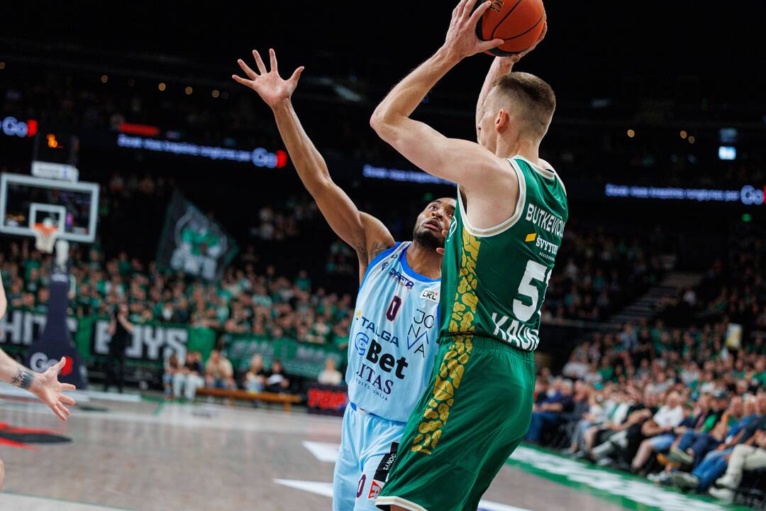 LKL rungtynėse – Kauno „Žalgiris“ ir Jonavos „CBet“