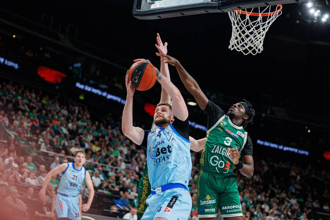 LKL rungtynėse – Kauno „Žalgiris“ ir Jonavos „CBet“