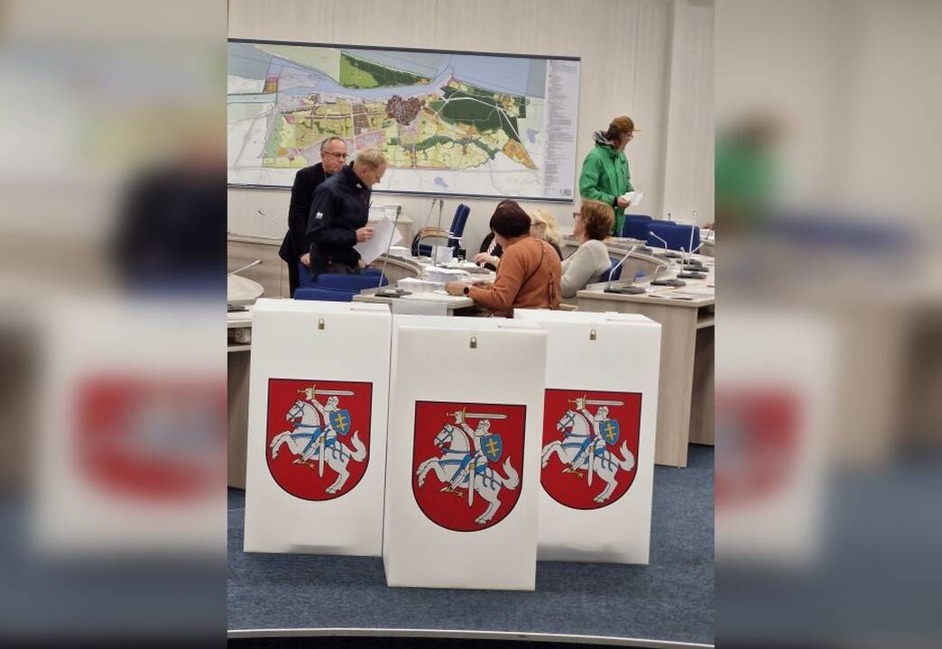 Aktyvumas: vakar prasidėjusiame išankstiniame Seimo antrojo rinkimų turo balsavime Klaipėdos savivaldybėje rinkėjai buvo šiek tiek mažiau aktyvūs nei per pirmąjį turą.