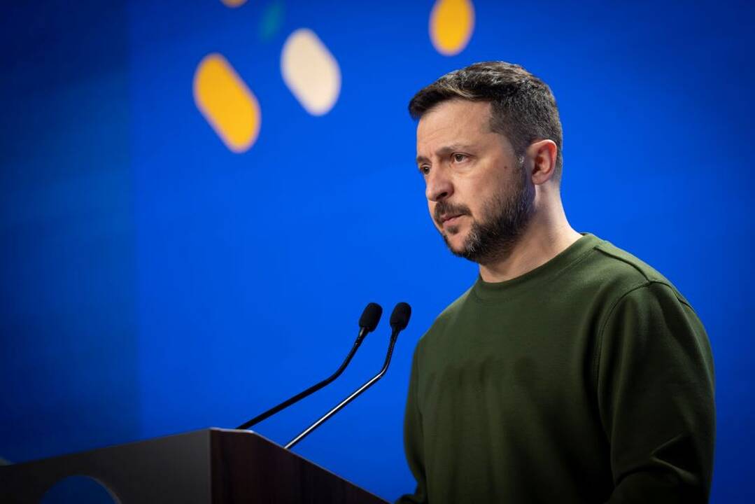 V. Zelenskis: ukrainiečių kariuomenė dalyvauja įnirtinguose mūšiuose prie sienos
